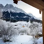 Stefan Glowacz Mit Traumhaftem Bergblick Holiday home Grainau