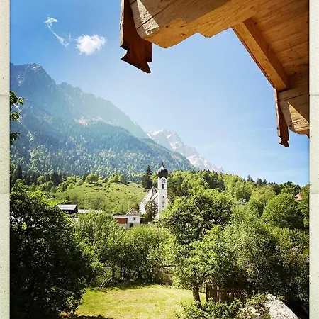 Stefan Glowacz Mit Traumhaftem Bergblick *