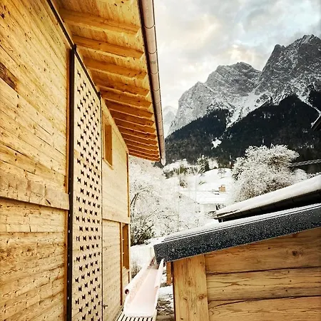 Stefan Glowacz Mit Traumhaftem Bergblick * 그라이나우